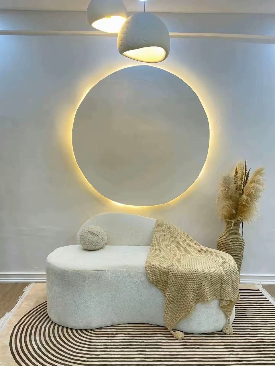 Content Studio - Perfect For Photography,Makeup And Video