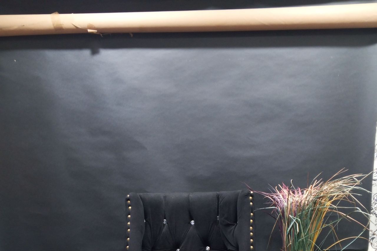 Bright, Well-equipped Photo Studio In Iyana Ipaja